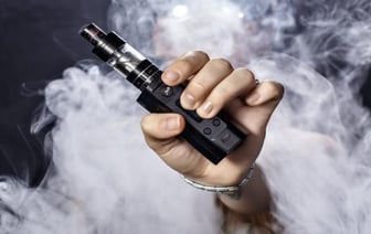 8 заболеваний связаны с вейпингом