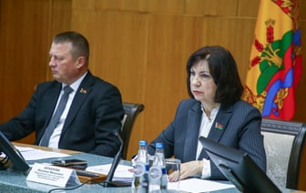 «Он будет удовлетворен» — Кочанова сказала депутатам, что говорить в ответ на жалобы белорусов