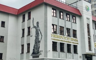 В Беларуси закрывается один из самых старых частных вузов