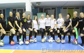 Мамы играют в футбол — в Гродно появился необычный женский клуб по интересам
