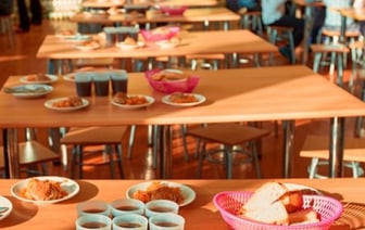 Узнали, грозит ли семье постановка в СОП, если ребенок не ест в школе