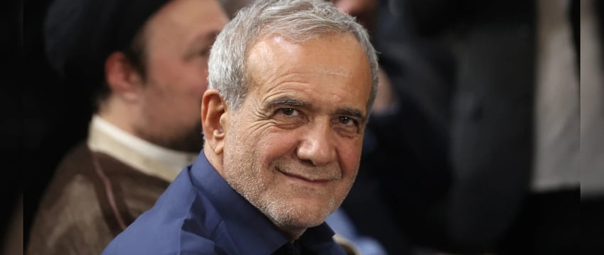 Президент Ирана заявил, что у него есть "право реагировать" на нападения.