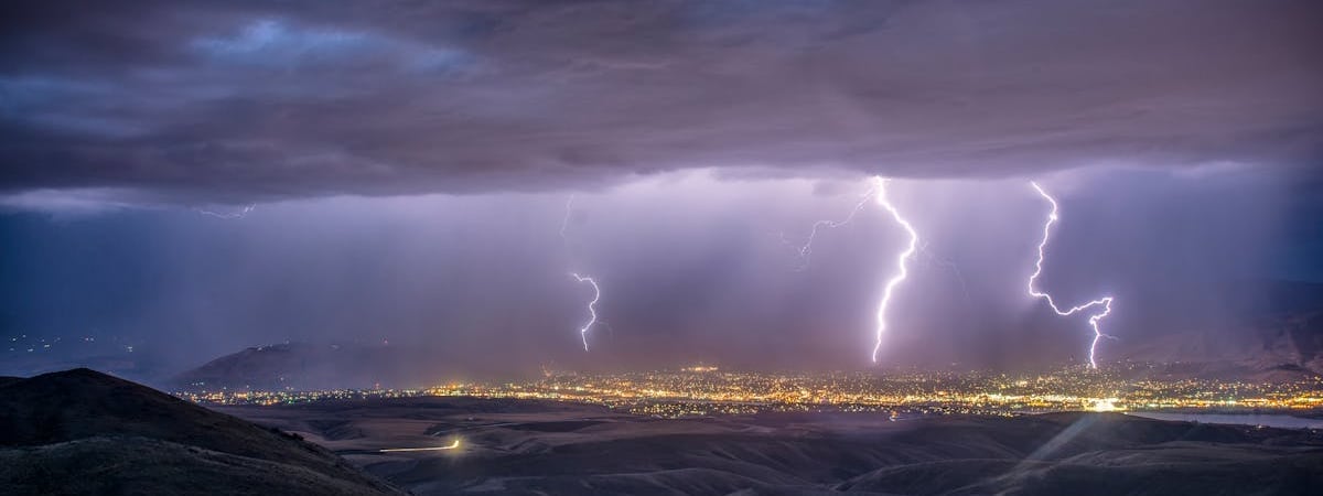 В Анапе после шторма выявили новые выбросы мазута