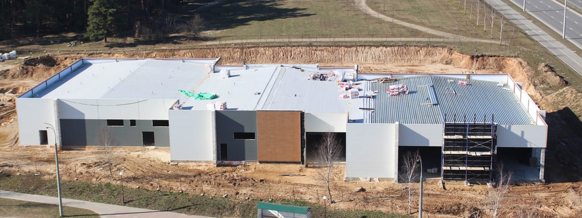 На Вишневце в Гродно строят сразу два торговых центра — смотрите, как они выглядят