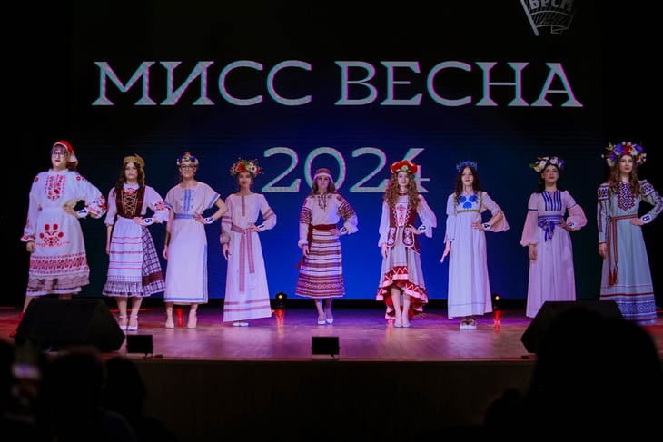В Кобрине выбрали победительницу конкурса «Мисс Весна-2024»
