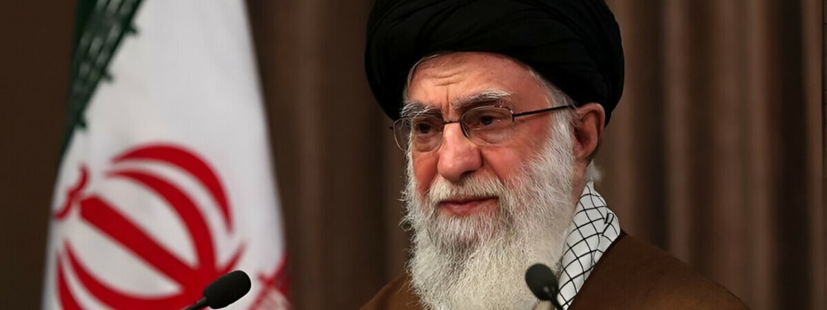 «Мы заставим их пожалеть» — Аятолла Хаменеи пообещал отомстить Израилю за удар по посольству Ирана — Официально