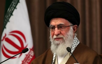 «Мы заставим их пожалеть» — Аятолла Хаменеи пообещал отомстить Израилю за удар по посольству Ирана — Официально