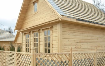 Приобрести деревянный дом от лесхоза теперь можно в кредит под 4%. Но есть нюанс