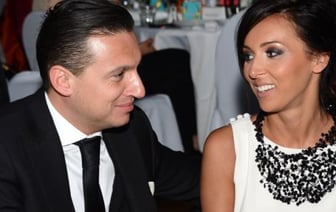 Певица Алсу официально расторгла брак