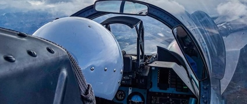Два французских истребителя и летающий радар направлялись к российской границе