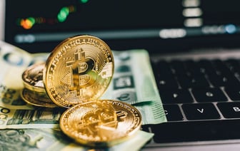 Экономика еврозоны в IV квартале выросла на 0,2%, ЕС - на 0,4%