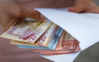 Минская организация пригласила работника на зарплату 4 180 руб. И это не айтишник