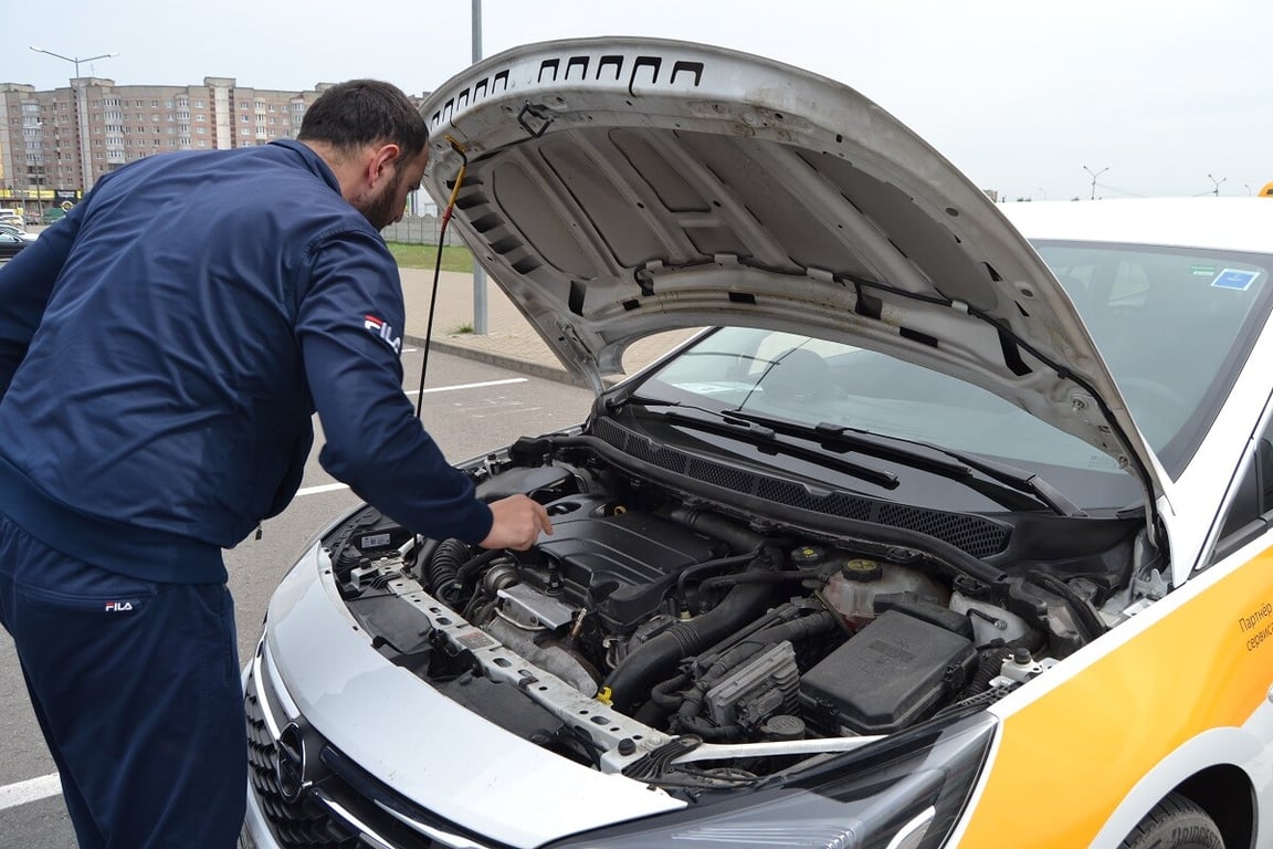 Брестчанин купил Opel Astra по совету подборщика и «попал» на серьёзный ремонт