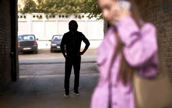 «Проявил крайнюю наглость» – В Бресте мужчину осудили за «бесстыдные действия» на парковке магазина