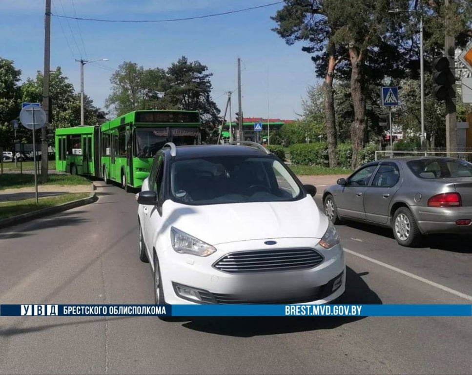 В Бресте произошло ДТП с участием несовершеннолетнего велосипедиста