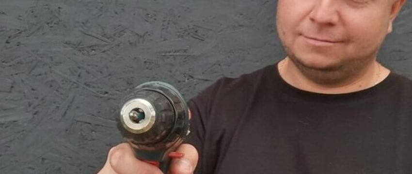 Из руководителей – в ремесленники. Как белорус зарабатывает на садовой мебели и детских площадках