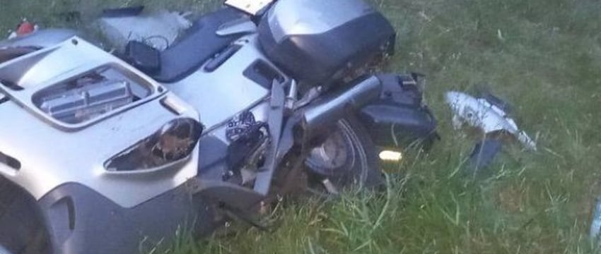 В Барановичском районе мотоциклист не справился с управлением и съехал в кювет