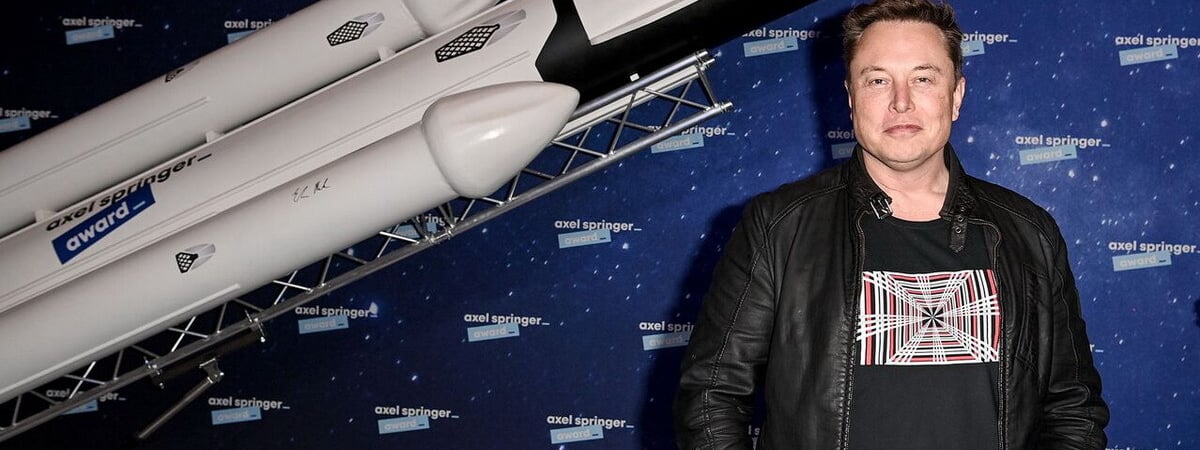 Маск пообещал отправить на Марс роботов с собственным ИИ в 2026 году