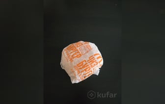 «Эксклюзив» — Минчанин предложил купить чизбургер, замороженный в 2022 году. За сколько? — Видео