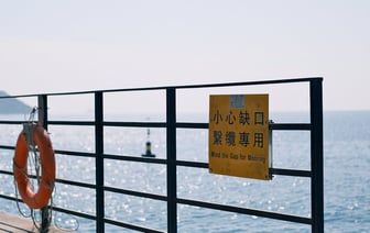 Китай пригрозил "всеми возможными мерами" в ответ на новые пошлины США