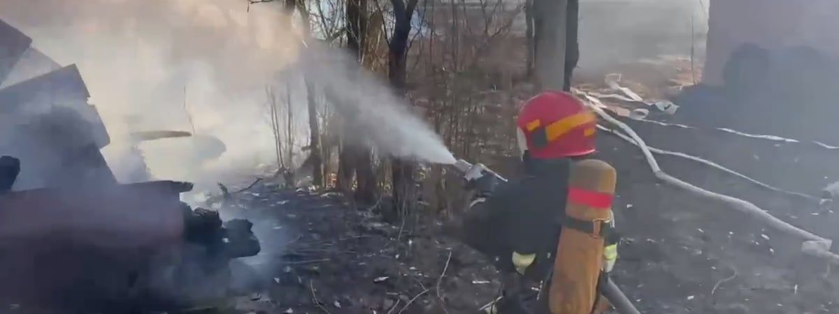 В Волковысском районе огонь уничтожил пять сараев