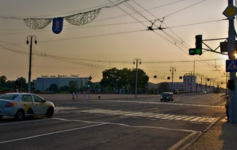 Изменился режим одного из светофоров в центре Витебска — добавили стрелку. Видео