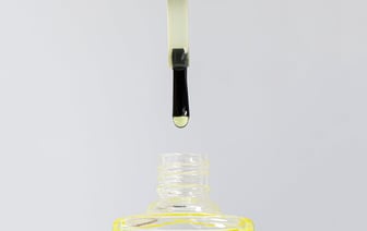 Цены на нефть незначительно подросли из-за напряженности на Ближнем Востоке