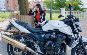Белоруска исполнила мечту детства и за зиму насобирала на Suzuki Bandit GSF 650