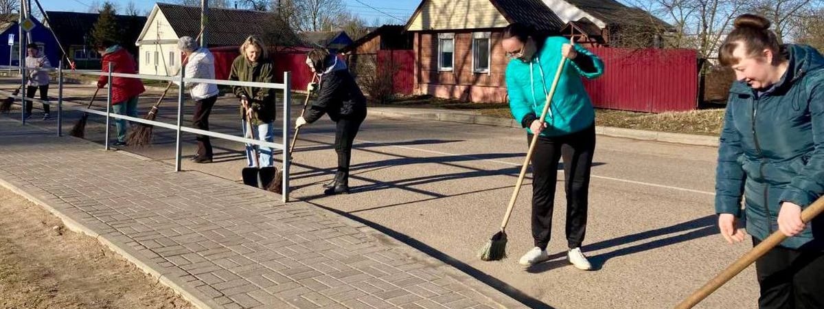 Положен ли белорусам допвыходной за субботник и вправе ли лишить премии за неучастие? Адвокат расставил точки на i — Полезно