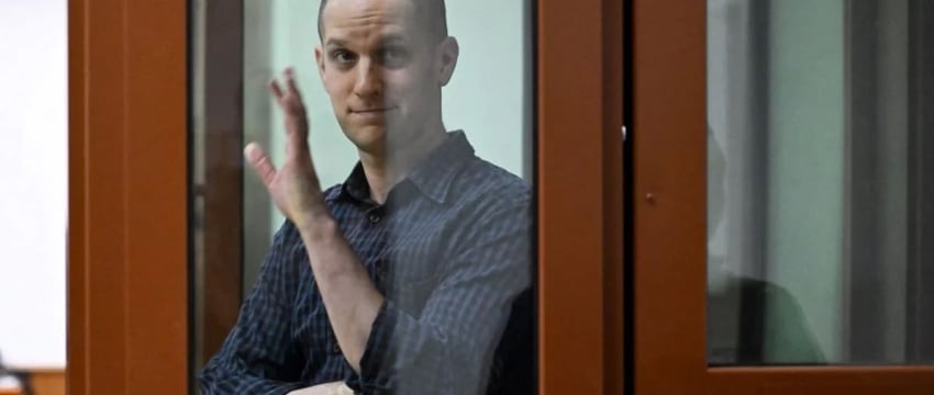 В России начался закрытый судебный процесс над американским репортером по обвинению в шпионаже.