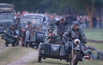 В ночь на 22 июня реконструкторы воссоздали эпизоды обороны Брестской крепости