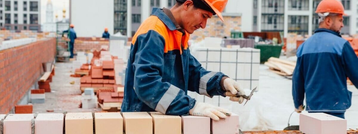 Лукашенко разрешил белорусским компаниям получать госсубсидии на арендные квартиры. Сколько?