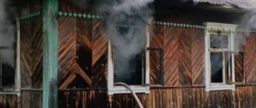 Трагедия в Ивацевичском районе: два мужчины погибли в пожаре