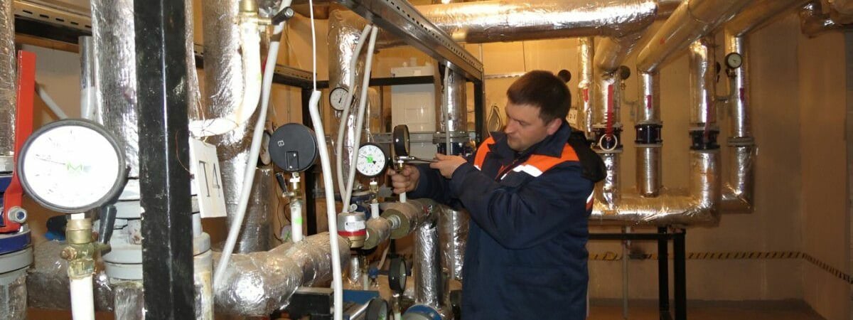 В Минске и Гомеле официально объявили о запуске отопления в жилых домах. Когда ждать тепла в офисах?