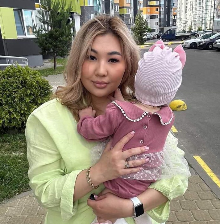 Из казахстанского мегаполиса в белорусскую провинцию. Как живет в Беларуси семья из Алма-Аты