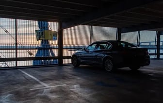 Появилась новая "схема" доставки в РФ премиум-автомобилей при посредничестве БЖД