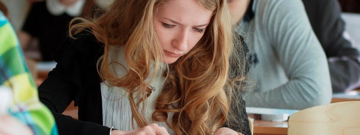 Какие экзамены будут сдавать белорусские старшеклассники в 2025 году? Минобразования озвучило сроки — Официально