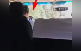 «Смотрит TikTok всю дорогу». Опасное пристрастие водителя маршрутки