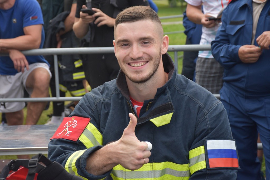 Показательные выступления МЧС в Бресте. Видео и фото