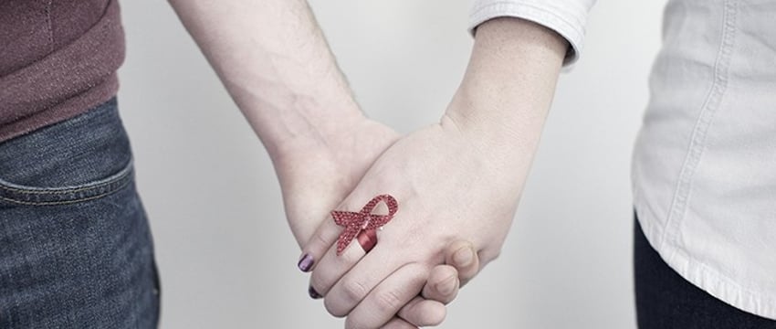 За январь в Беларуси выявили 107 случаев заражения ВИЧ. Кто и как заражается