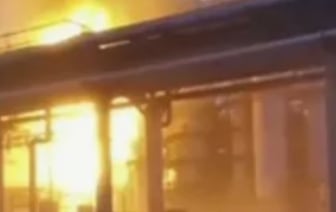 Сызранский НПЗ загорелся после атаки беспилотников