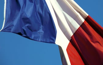 Во Франции крупным компаниям и состоятельным гражданам могут временно повысить налоги