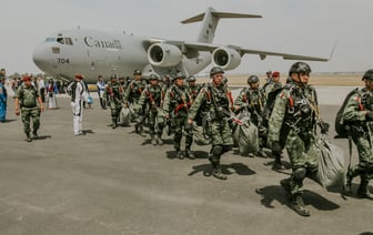 РФ ночью запустила по Украине более 30 "шахедов"