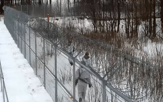 В Литве заявили, что вооруженные офицеры из Беларуси перешли границу. Что известно? — Видео