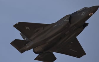 США перебросили истребители на базу на Ближнем Востоке в ожидании нападения Ирана