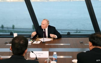 У России нет имперских амбиций, она не планирует нападение на НАТО: Путин