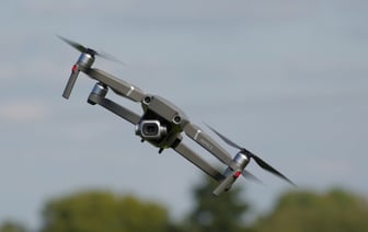 Штраф до 800 рублей. В Беларуси начал действовать запрет на хранение дронов. А кому можно?