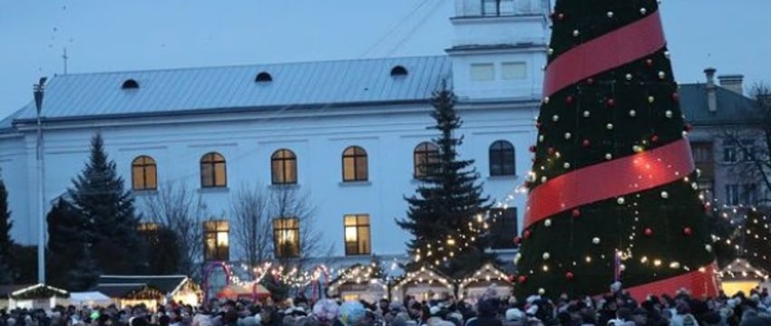 Как в Бресте прошли праздничные гулянья «Коляды» — фоторепортаж