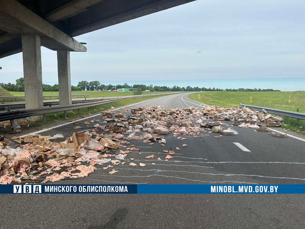 Водитель грузовика погиб в ДТП на автодороге М-5