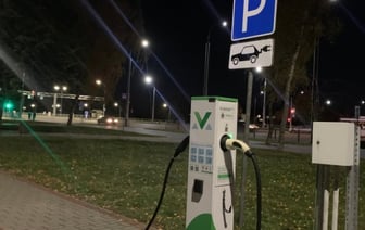 В Беларуси появится 35 супербыстрых электрозарядных станций — узнали когда